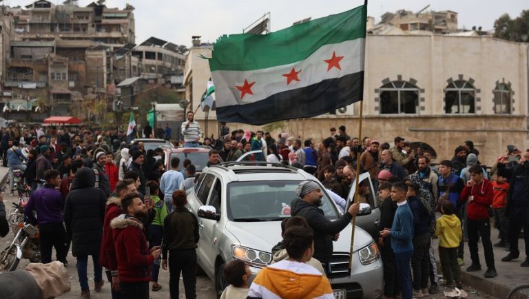 REPLAY. Syrie : “Bachar al-Assad et les membres de sa famille sont arrivés à Moscou”, ont annoncé les agences de presse publiques russes… Suivez la situation en direct