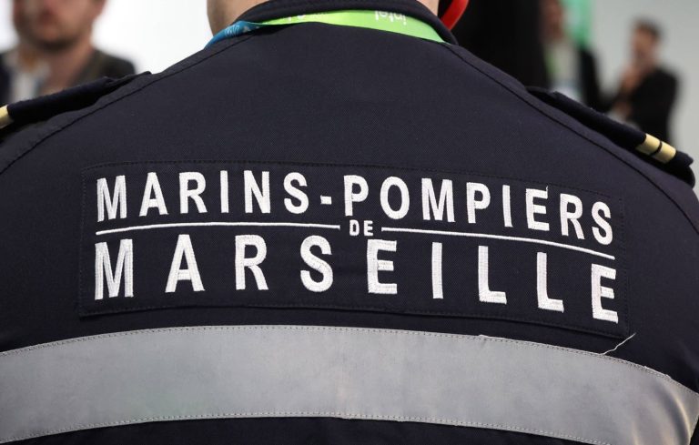 Marseille : Un ado trouve la mort à la sortie de son bain, électrocuté en chargeant son portable