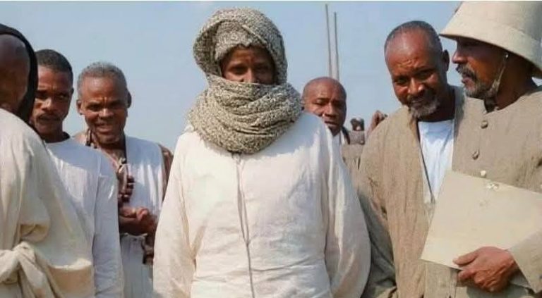 TOUBA AI XADIMIYA : Le prochain nom du Sénégal ? (Décolonisation du pays oblige).